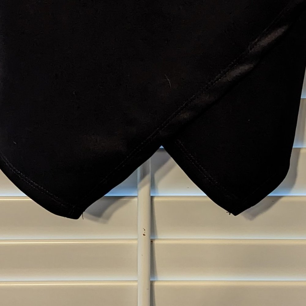 💖HP💖 Little Black Dress - Picture 4 of 6